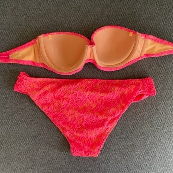 VICTORIA’S SECRET LACY BIKINI SET  32C Top, Small Cheekini Bottom   CORAL PINK - Picture 2 of 13